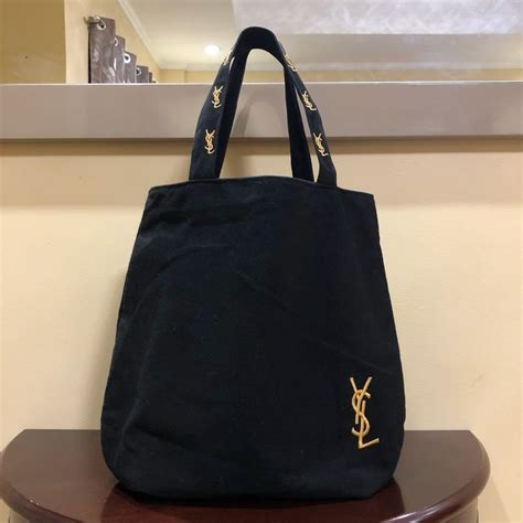 yves saint laurent tote|Saint Laurent large shopping tote.